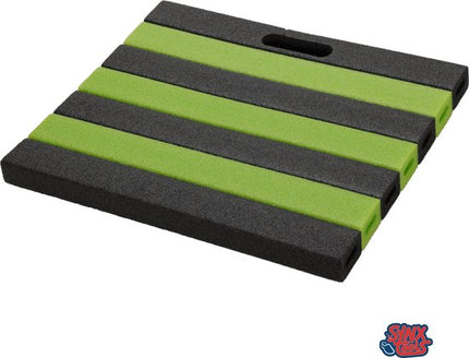 Groen/zwart kniekussen van Synx Tools, ideaal voor tuinieren