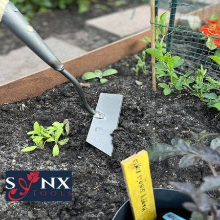 Synx Tools Sarcloir droit forgé 12 cm - Désherbeur