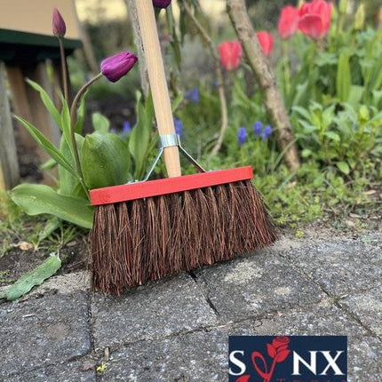 Balai de rue Synx Bassin rouge - Avec manche de 150 cm - Balai d'extérieur